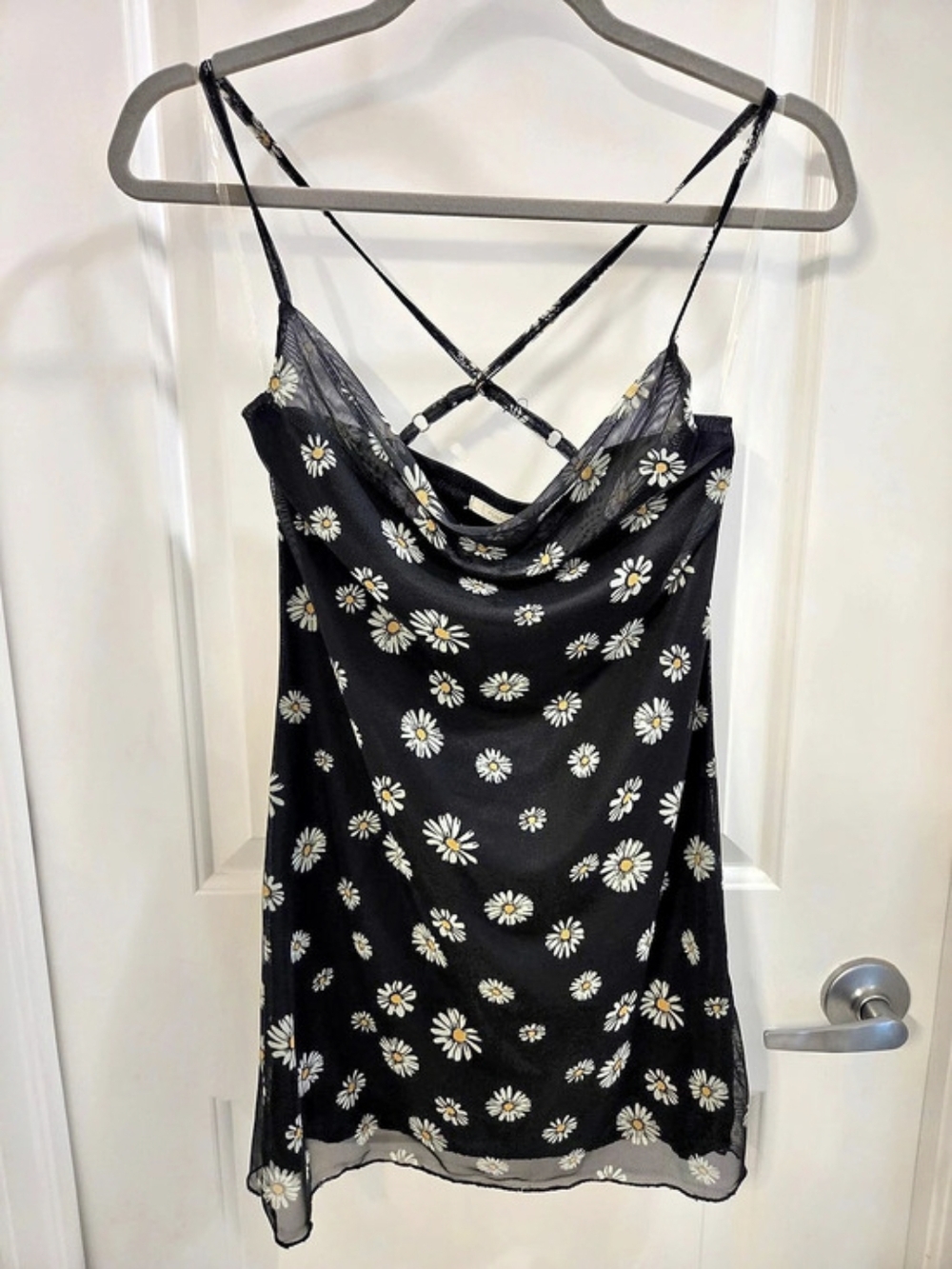 Floral Cami in Black & White Daisy